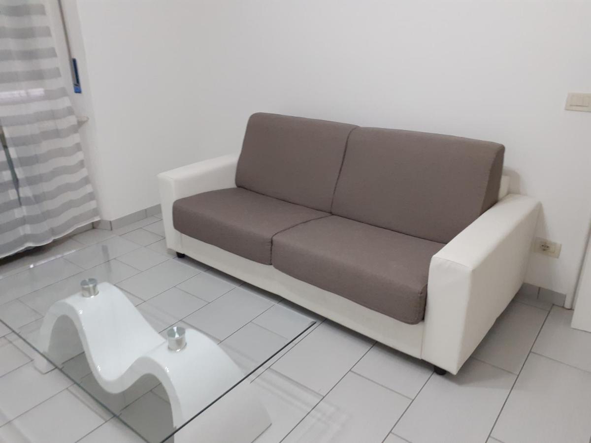 La Casa Di Luca Apartment Asti Luaran gambar
