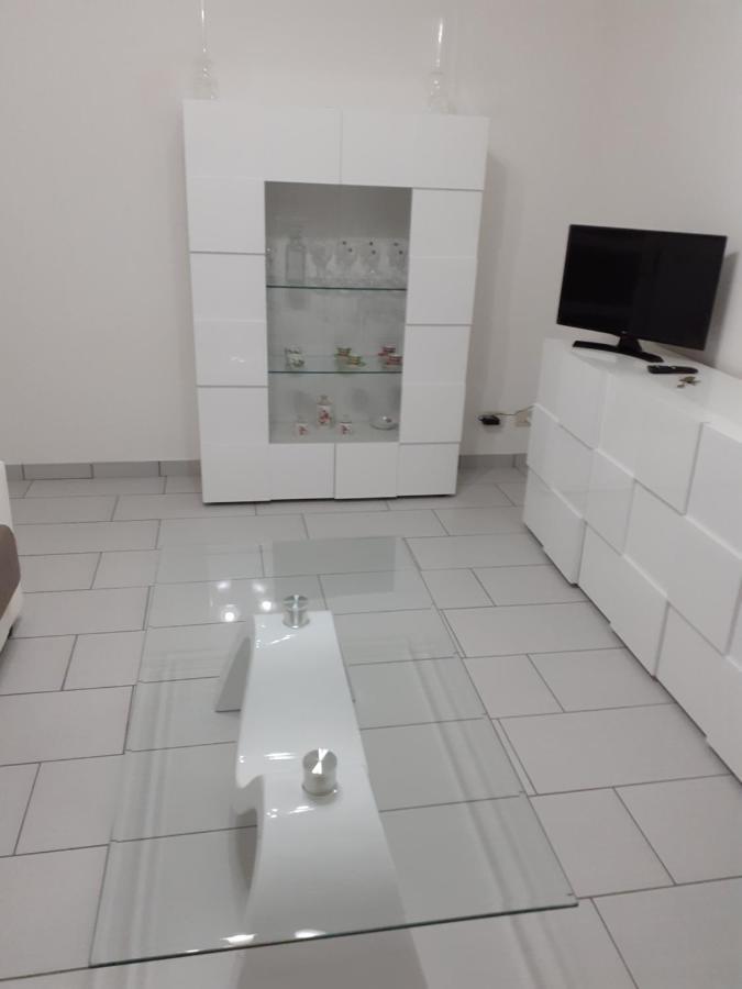La Casa Di Luca Apartment Asti Luaran gambar